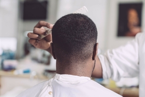 Comment faire son shampoing après une greffe de cheveux ?